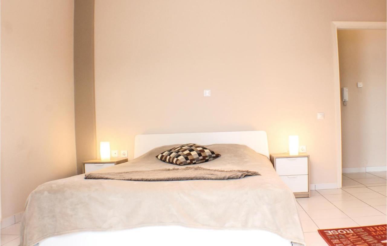 Amazing Home In Chalkida With Wifi Luaran gambar