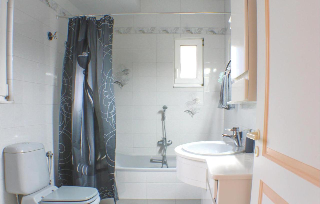 Amazing Home In Chalkida With Wifi Luaran gambar